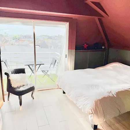 Апартаменты Type Loft Centre Ла-Боль-Эскублак